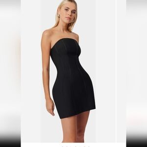 Elliatt Black Strapless Dress